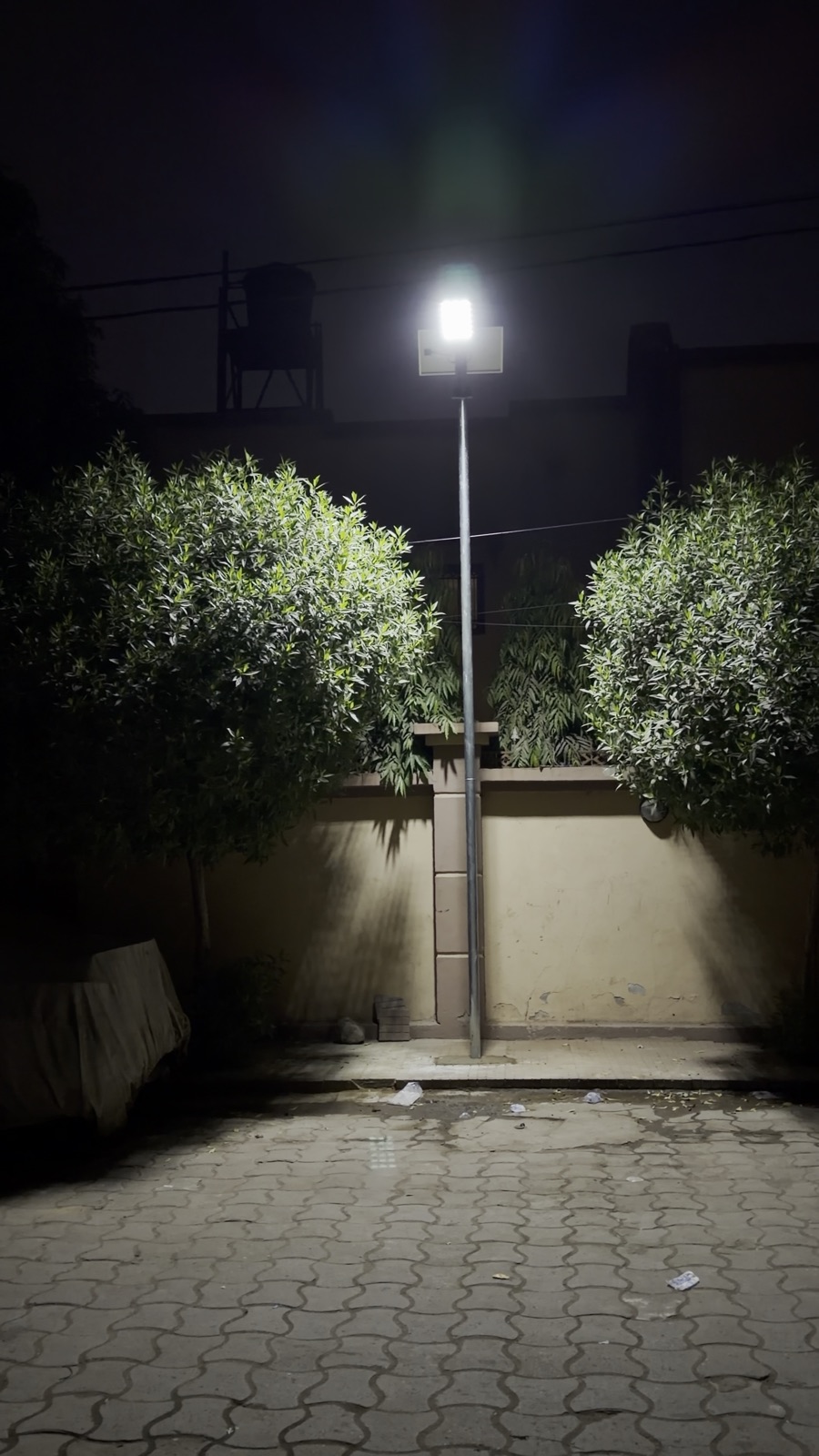 Lampadaire solaire autonome